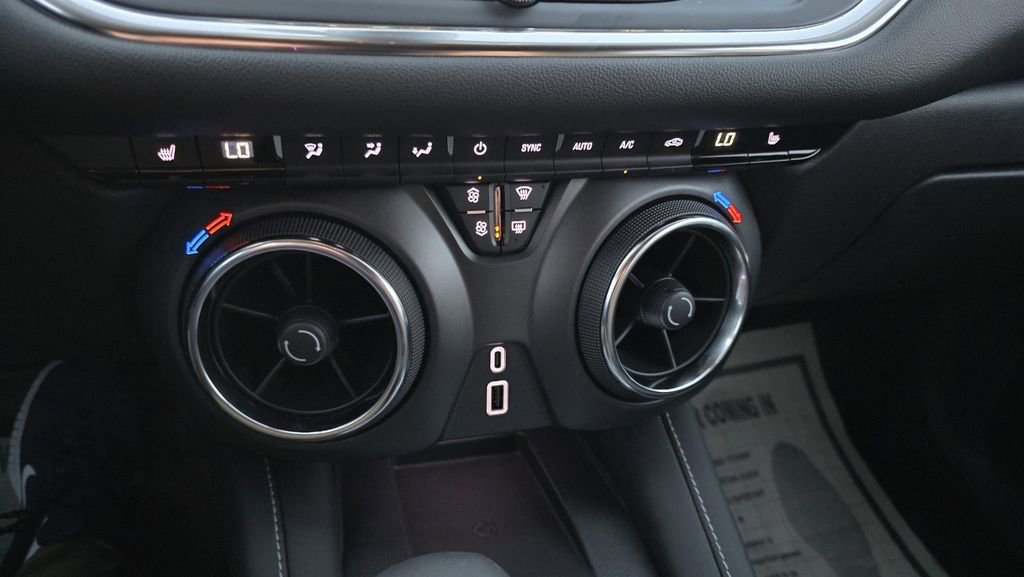 New 2026 Chevrolet Blazer LT w/ Convenience Package FWD image 21