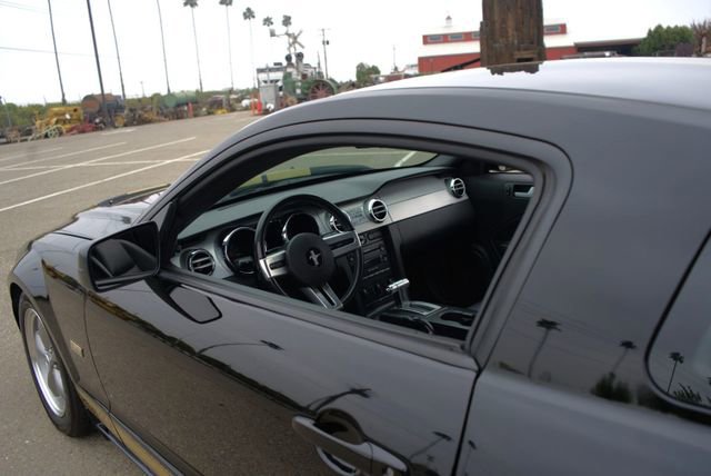 Used 2006 Ford Mustang GT Premium image 37