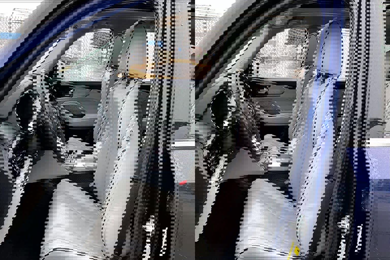 Used 2023 Acura MDX SH-AWD w/ Advance Package image 8