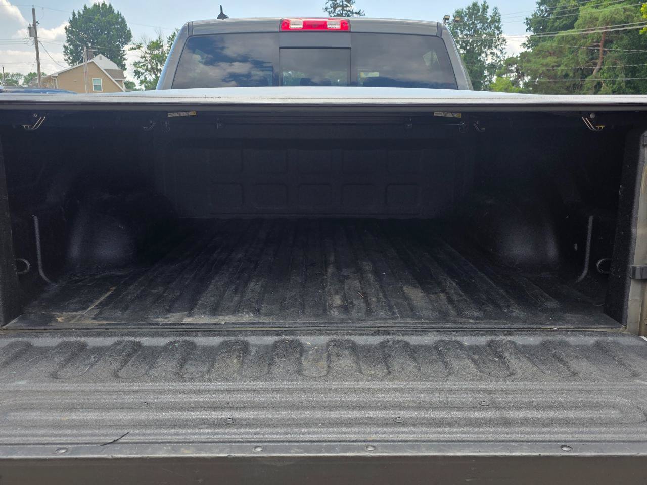 Used 2022 RAM 1500 Warlock w/ Ceramic Grey Warlock Package AWD/4WD image 18