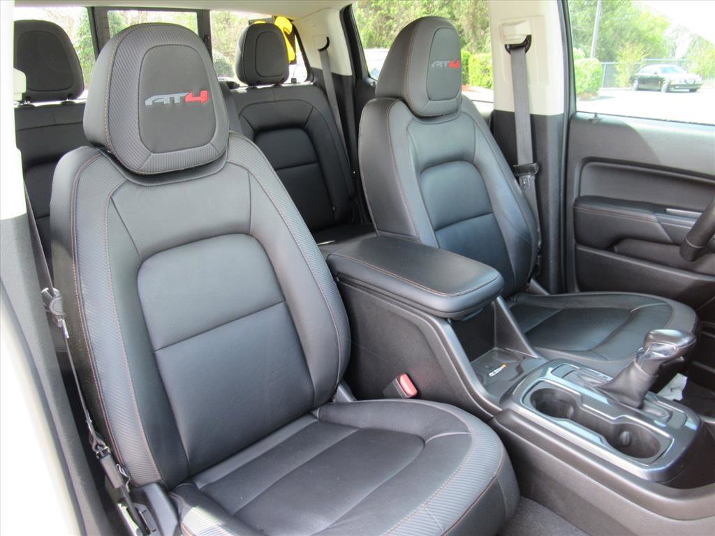 Used 2022 GMC Canyon AT4 image 9