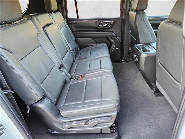 Used 2024 Chevrolet Suburban LT image 21