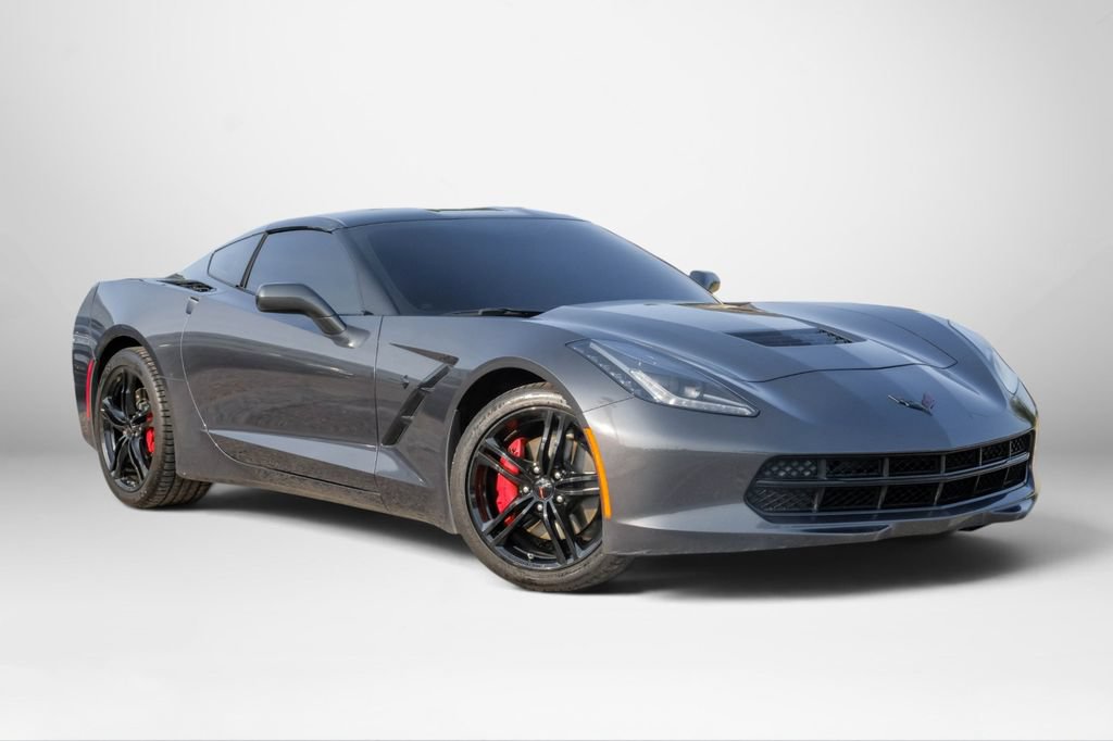 Used 2017 Chevrolet Corvette Stingray Coupe w/ Carbon Flash Badge Package RWD image 4