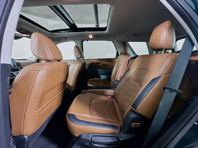 Certified 2022 Nissan Pathfinder Platinum w/ Cargo Package image 26