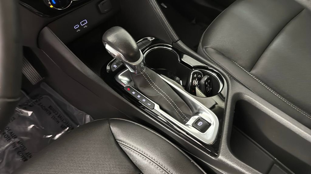 Certified 2024 Buick Encore GX Sport Touring w/ Comfort Package FWD image 23