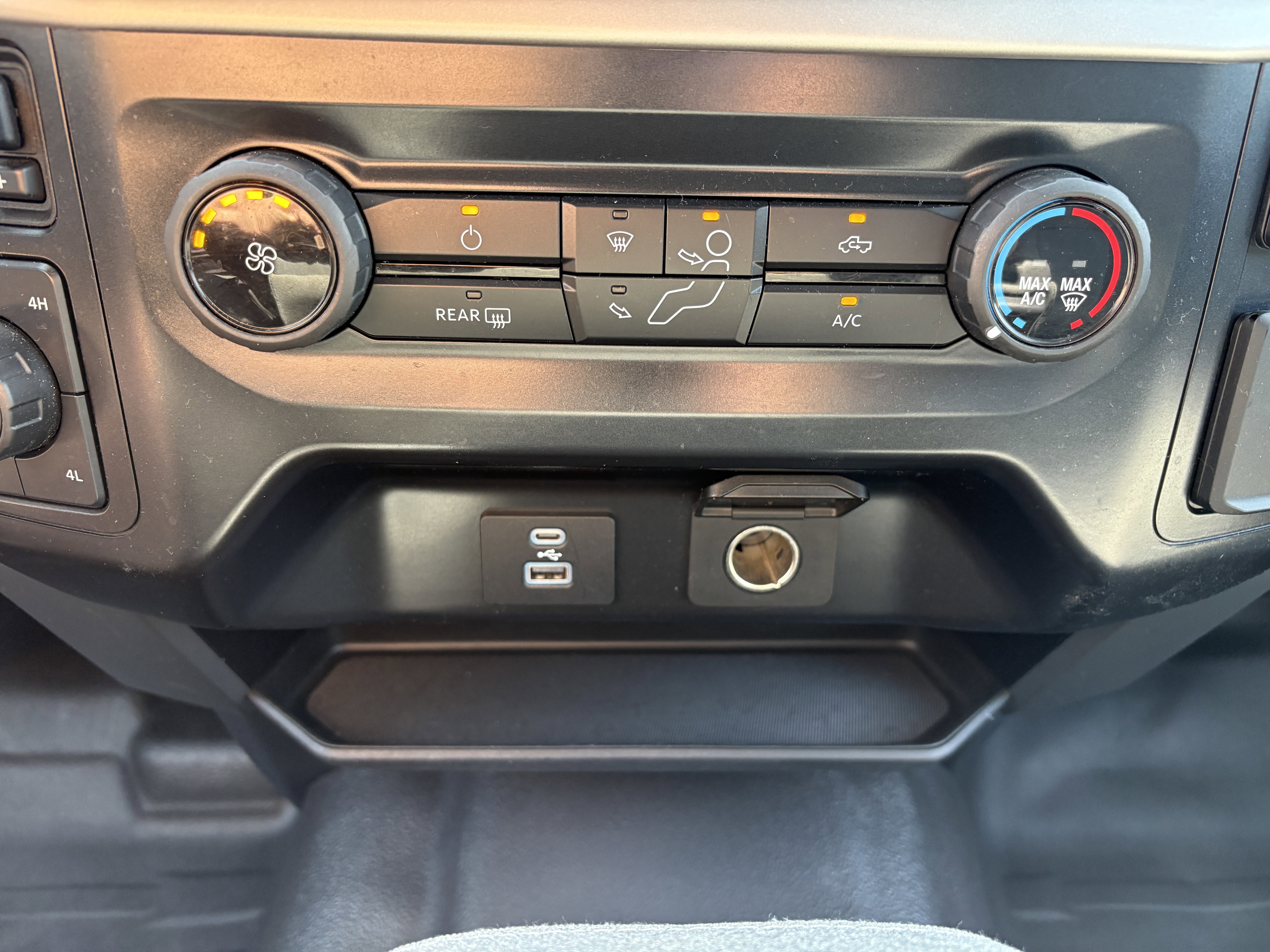 Used 2021 Ford F150 XLT AWD/4WD image 17