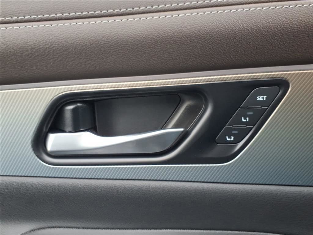 New 2026 Nissan Murano Platinum image 16