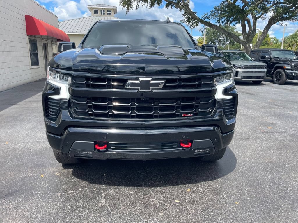 Used 2025 Chevrolet Silverado 1500 LT Trail Boss w/ LT Trail Boss Premium Package AWD/4WD image 8