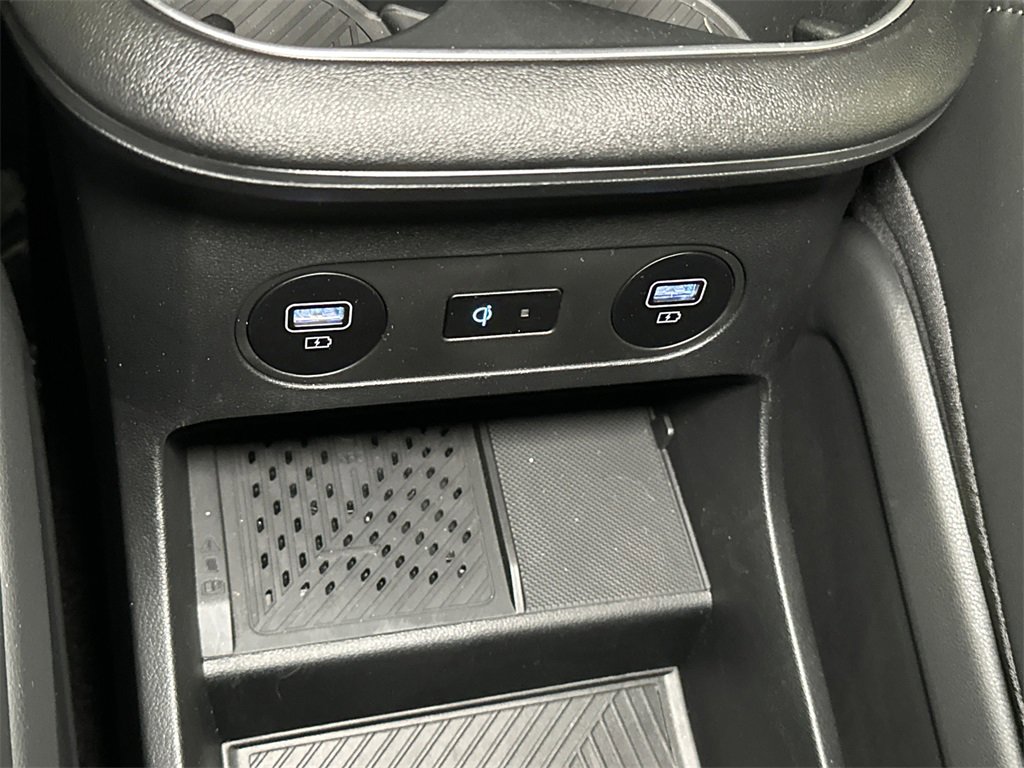 Used 2023 Hyundai Ioniq 5 Limited image 30