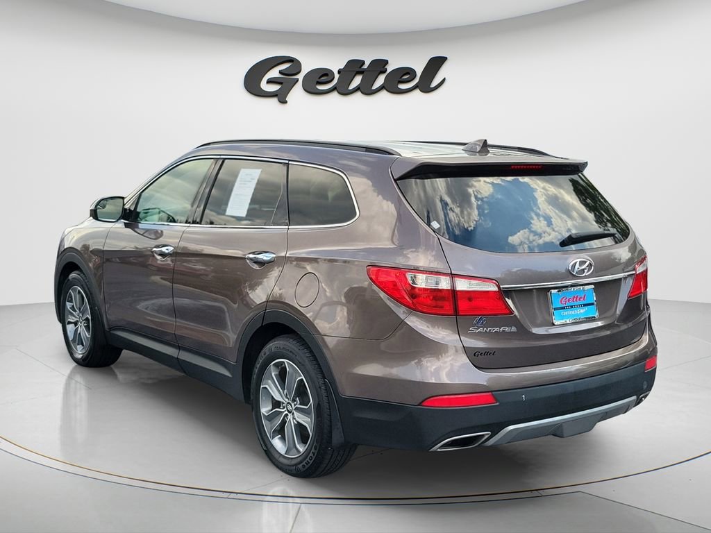 Used 2015 Hyundai Santa Fe GLS FWD image 7