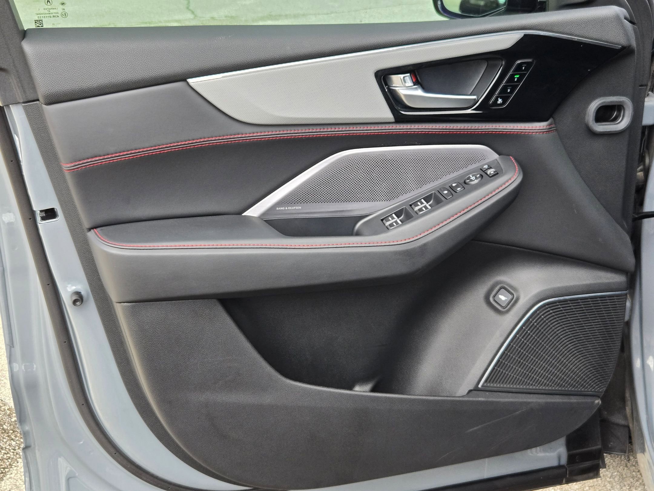 Certified 2025 Acura MDX A-Spec image 8