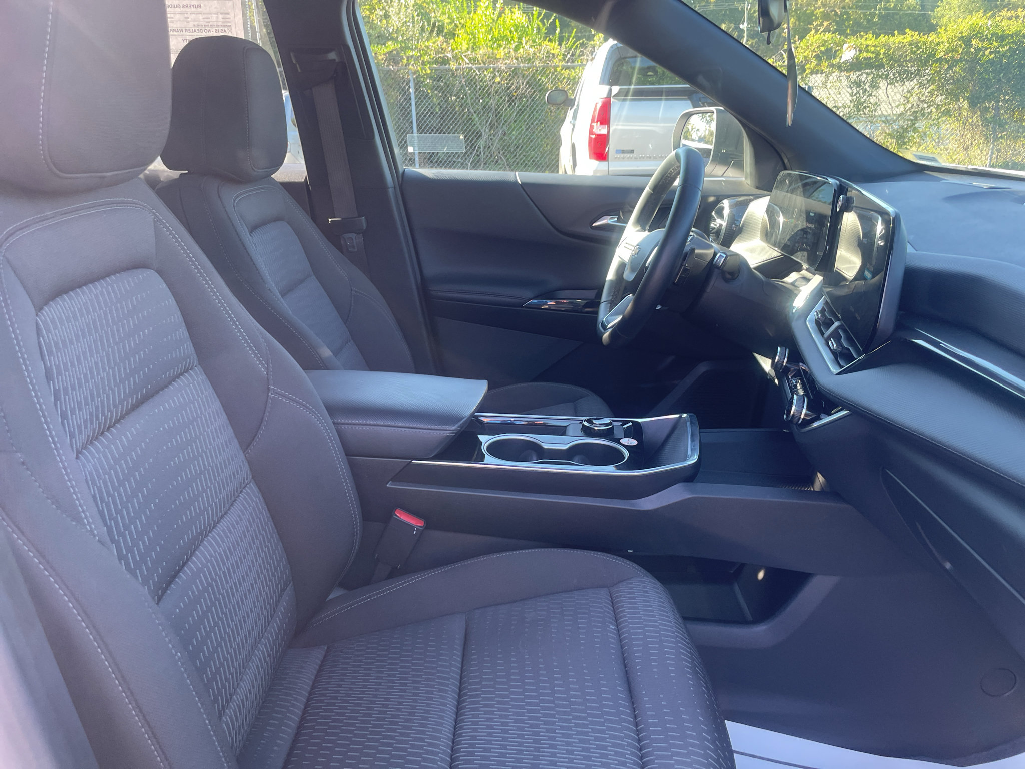 Certified 2026 Chevrolet Equinox LT FWD image 13
