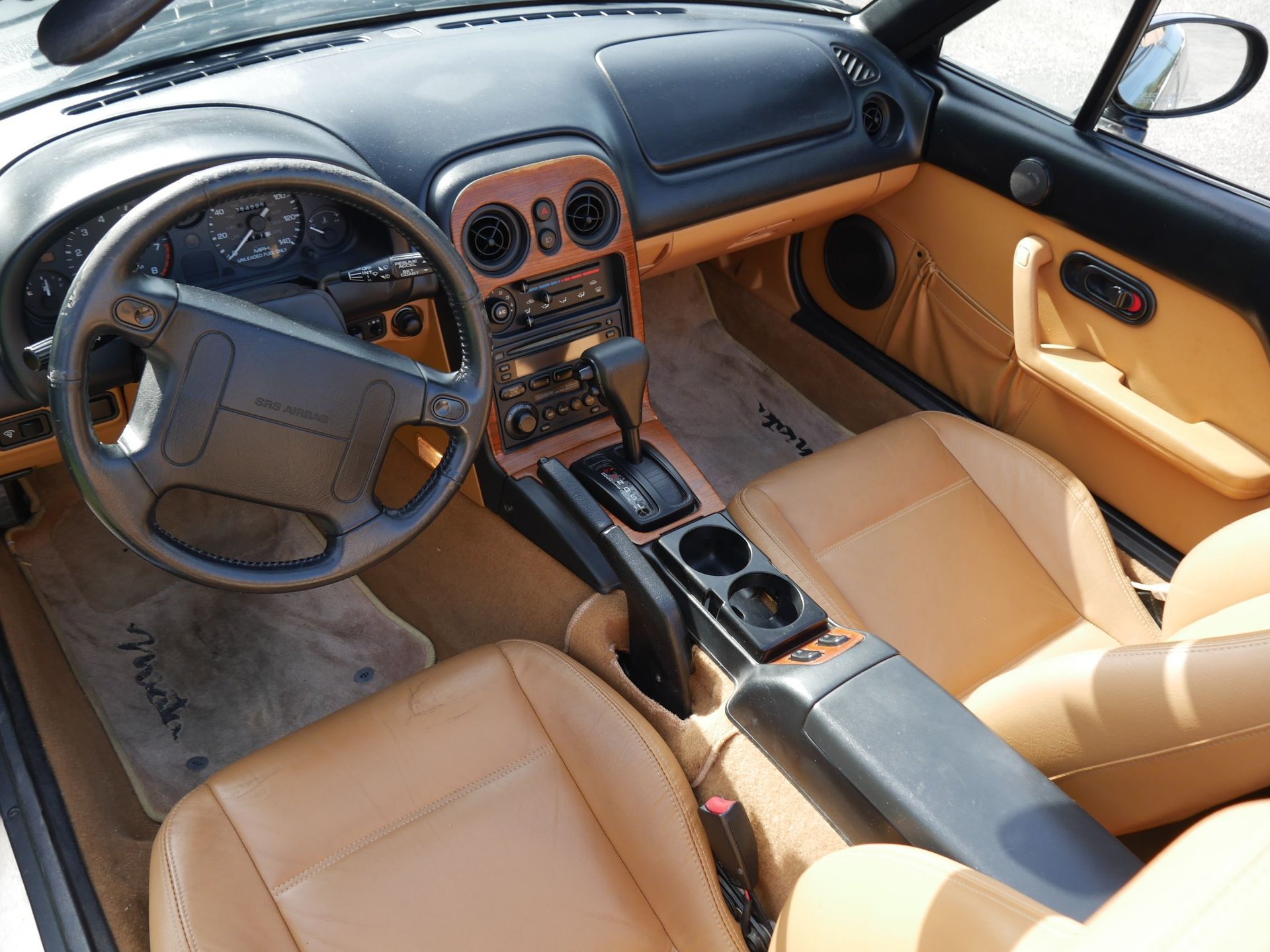 Used 1997 MAZDA MX-5 Miata RWD image 45