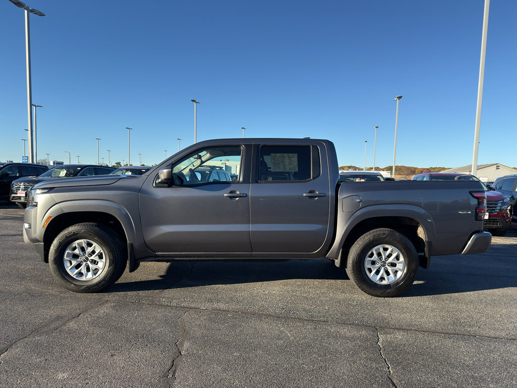 Certified 2024 Nissan Frontier SV image 6