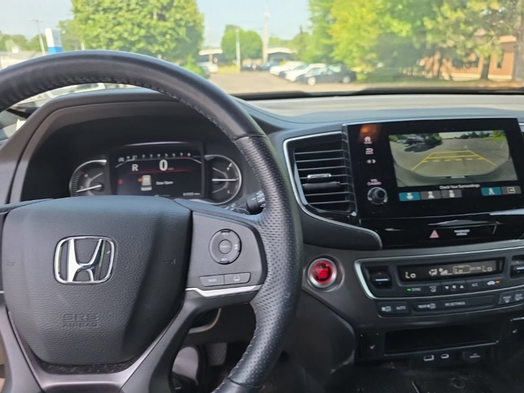 Used 2024 Honda Passport EX-L image 21