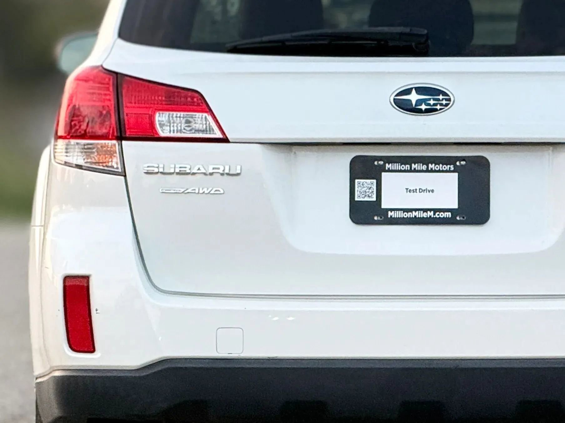 Used 2014 Subaru Outback 2.5i Premium AWD/4WD image 13