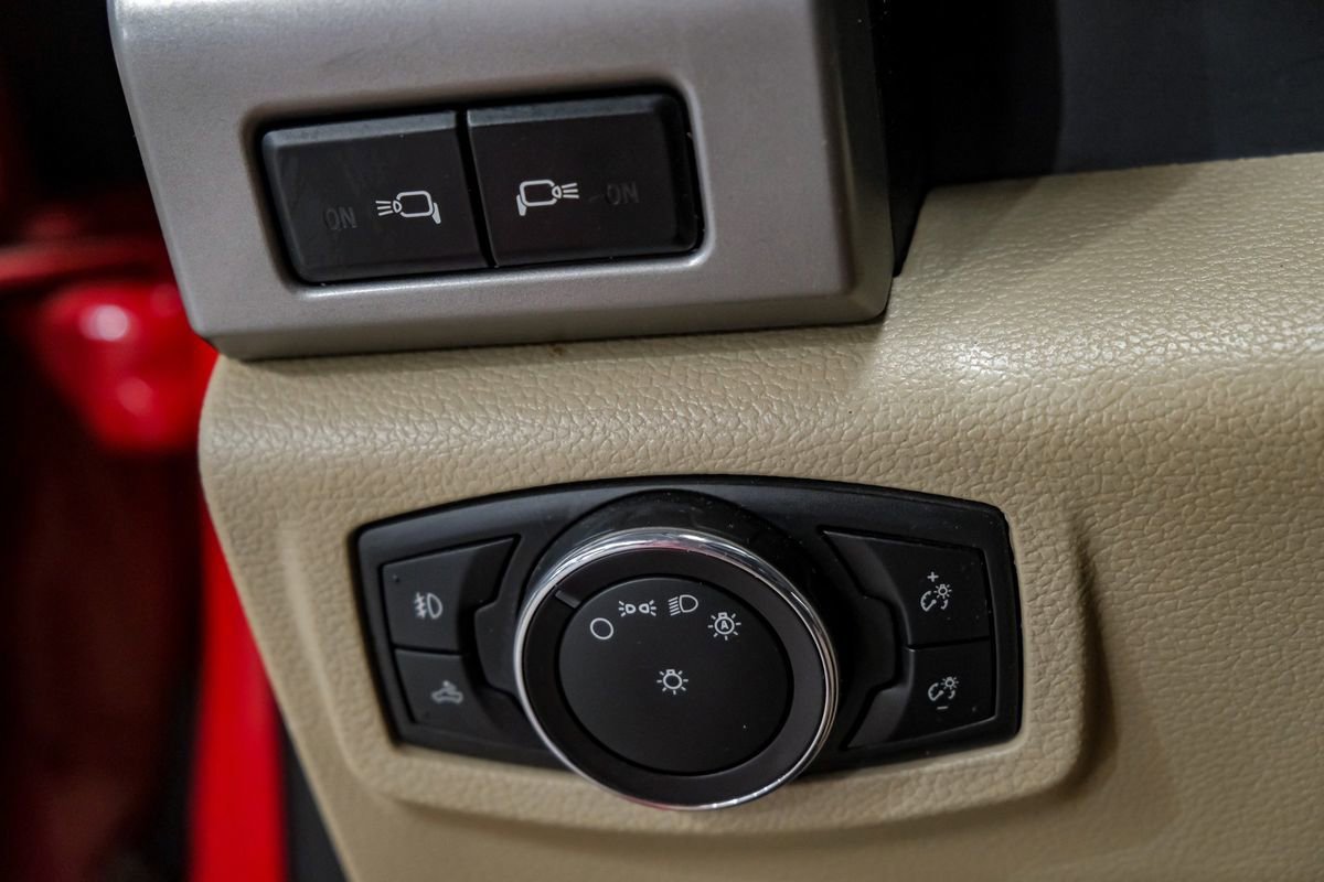 Used 2018 Ford F250 Lariat w/ Lariat Ultimate Package image 31