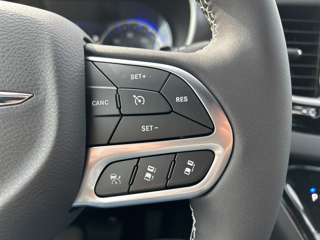 New 2026 Chrysler Voyager LX FWD image 19