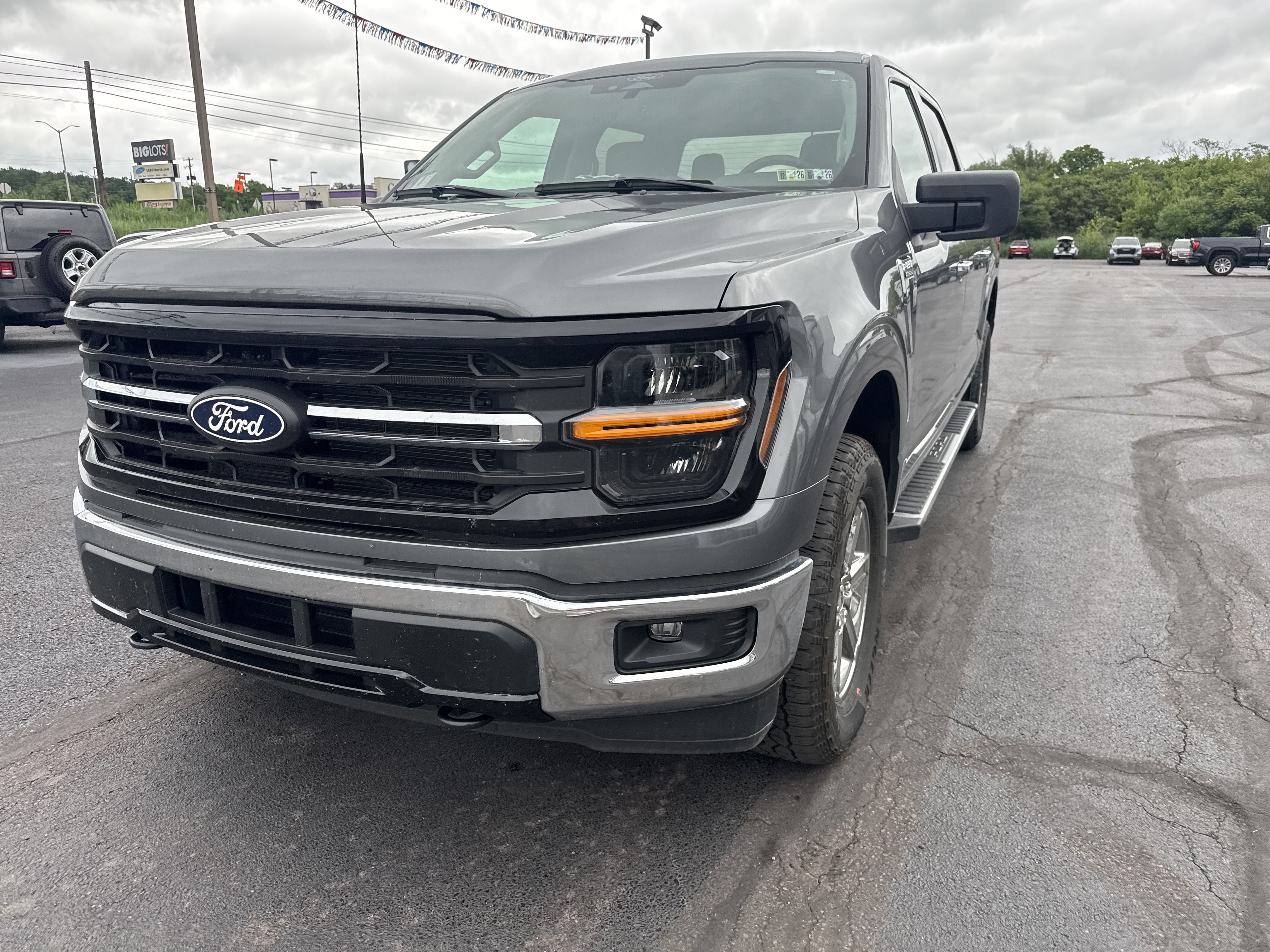 Used 2025 Ford F150 XLT w/ Equipment Group 301A Standard AWD/4WD image 10