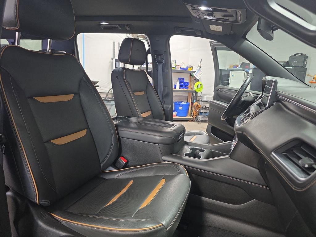 Used 2021 GMC Yukon XL AT4 image 10