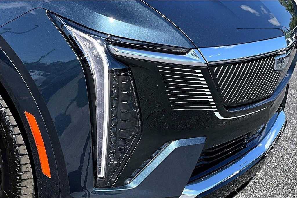 Certified 2025 Cadillac Escalade IQ Luxury 2 image 32