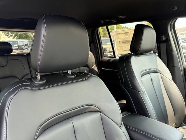 New 2026 Jeep Grand Cherokee Limited AWD/4WD image 29
