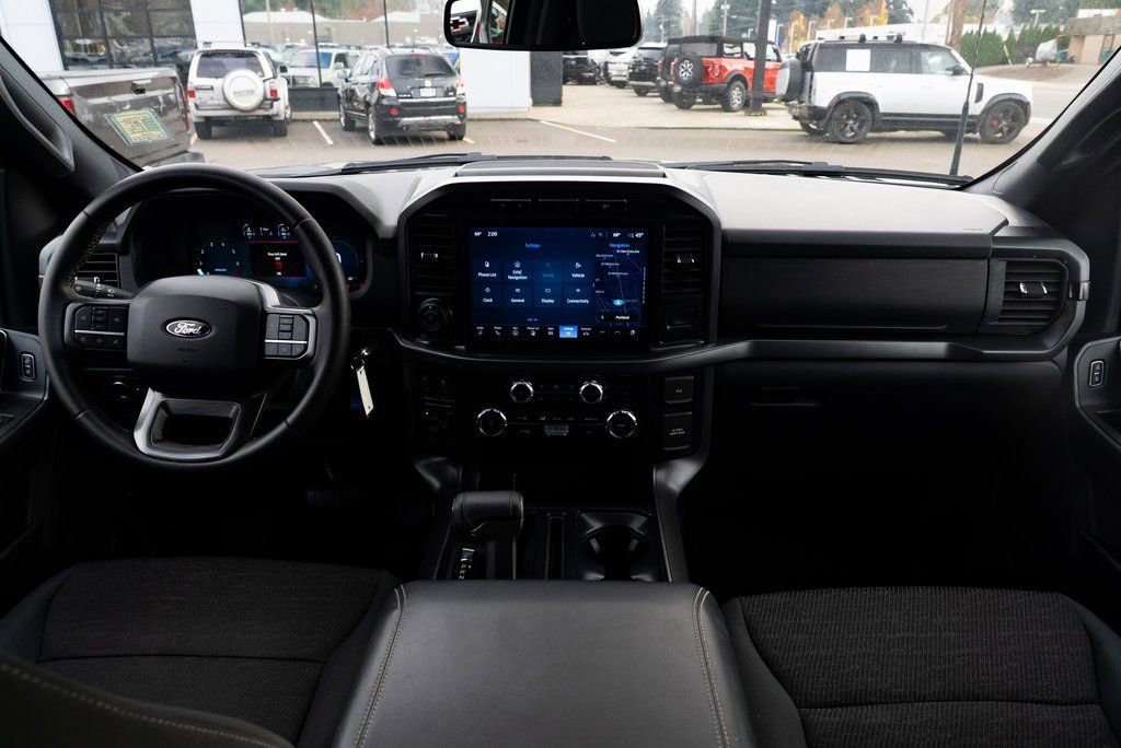 Used 2024 Ford F150 XLT w/ Mobile Office Package image 8