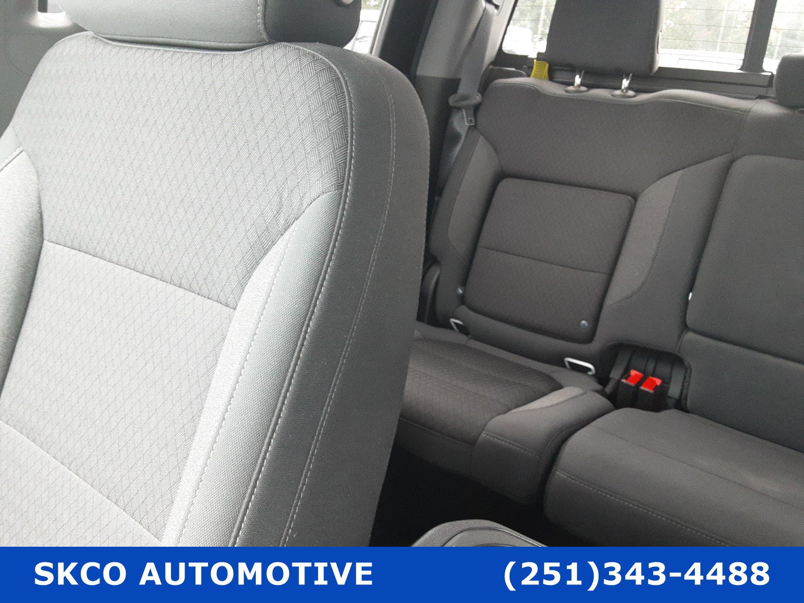 Used 2021 Chevrolet Silverado 1500 LT Trail Boss w/ Convenience Package II image 27