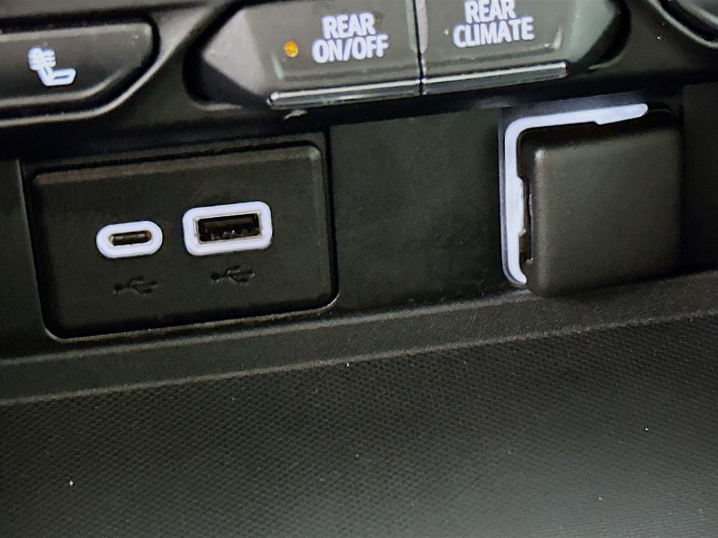 Used 2021 Chevrolet Suburban LT w/ Rear Media and Nav Package RWD image 34