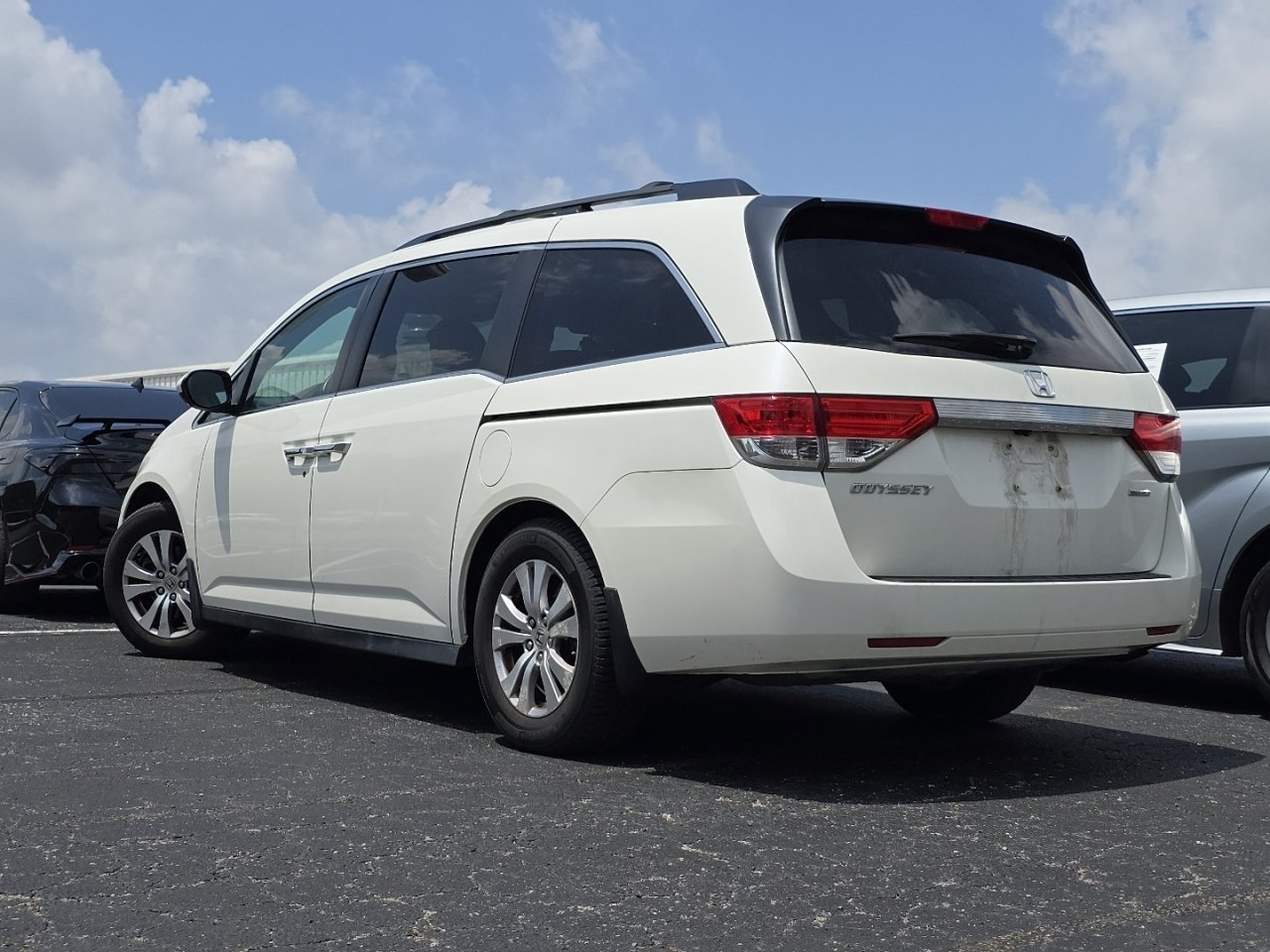 Used 2016 Honda Odyssey SE image 6