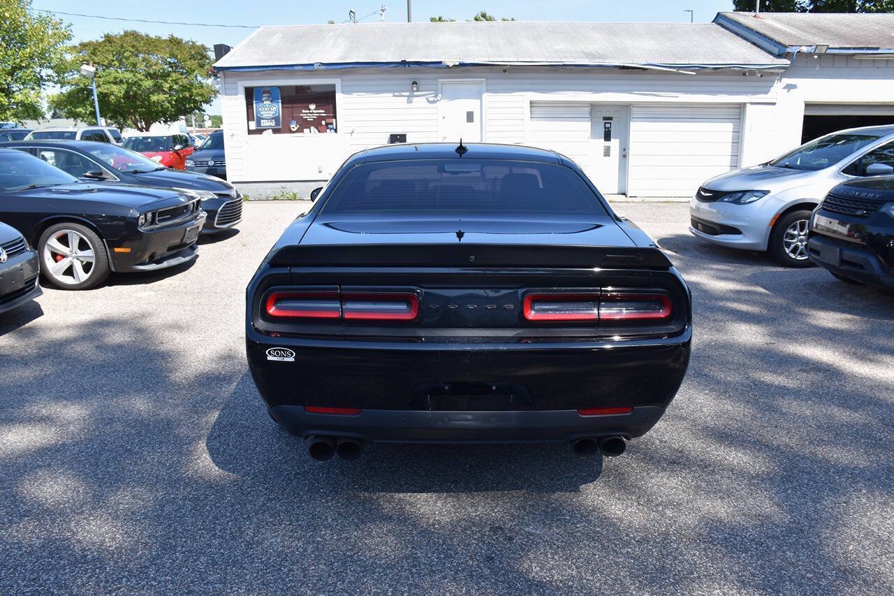Used 2023 Dodge Challenger R/T Scat Pack RWD image 5