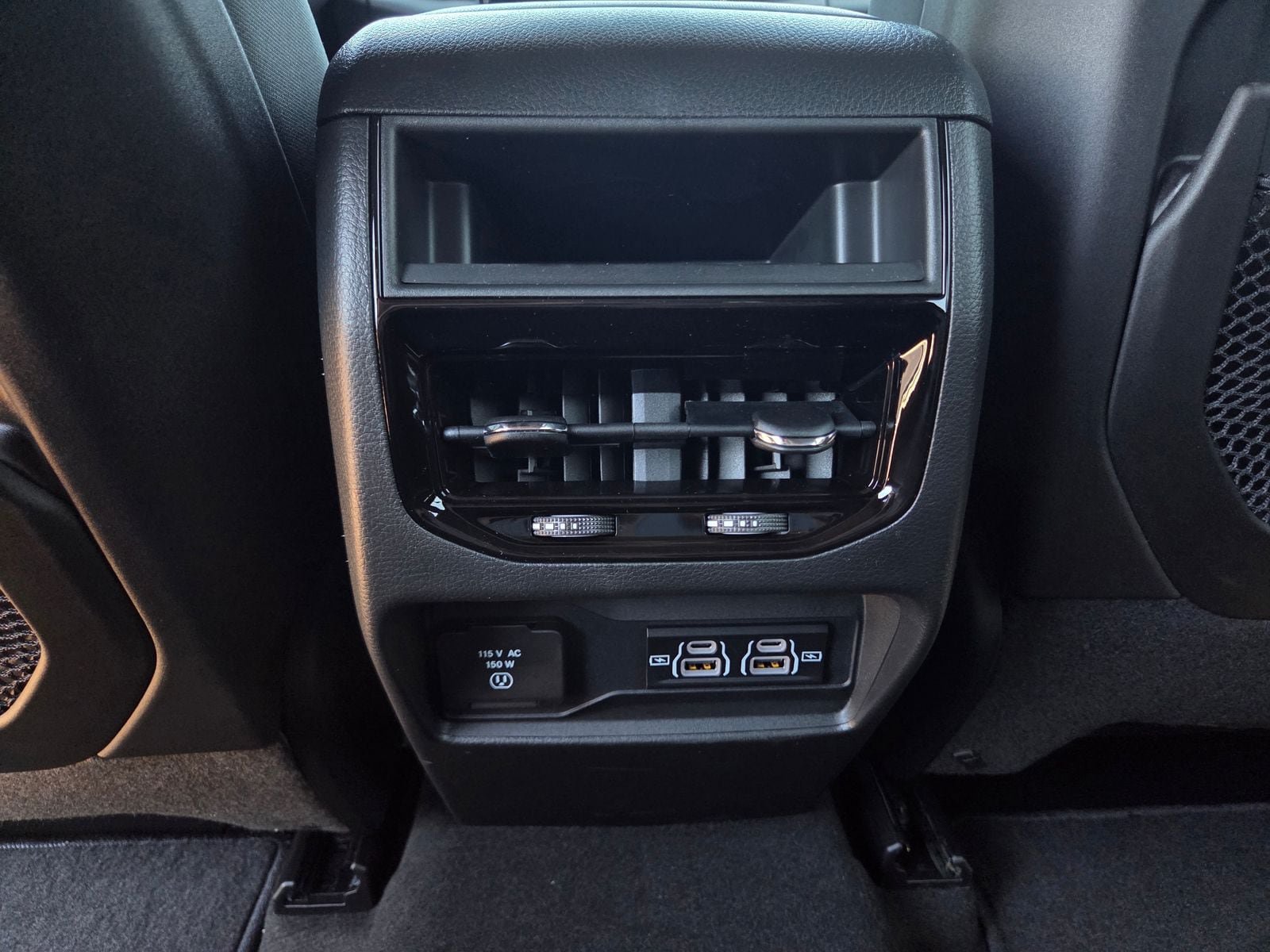 New 2026 Jeep Grand Cherokee Laredo X RWD image 17