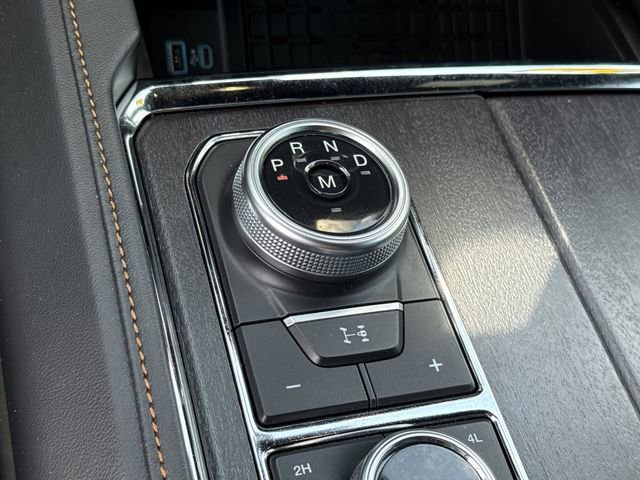Used 2024 Ford Expedition Platinum AWD/4WD image 38