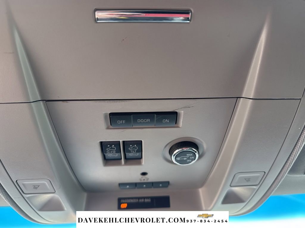 Used 2015 Chevrolet Tahoe LTZ AWD/4WD image 23