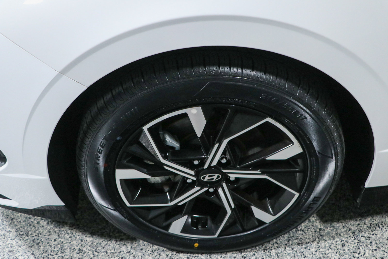 Used 2025 Hyundai Sonata SEL FWD image 11