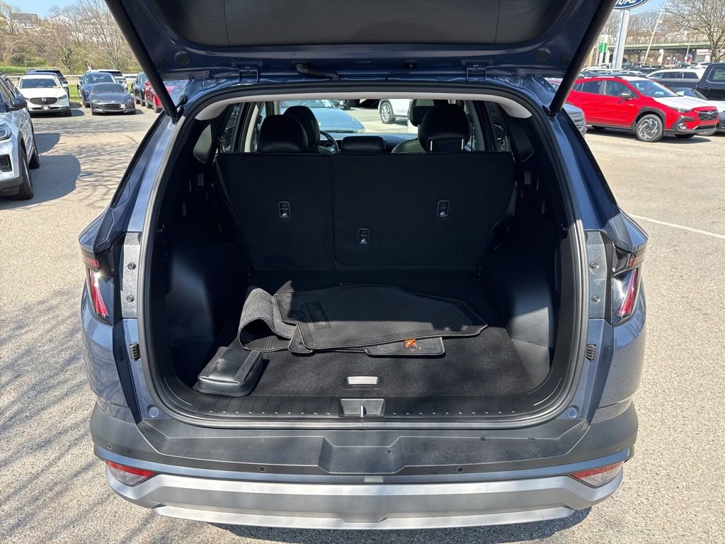 Used 2025 Hyundai Tucson Limited image 30