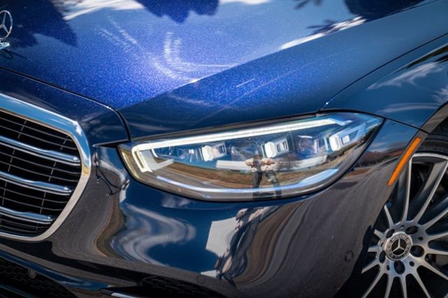 Used 2023 Mercedes-Benz S 500 4MATIC w/ AMG Line image 4