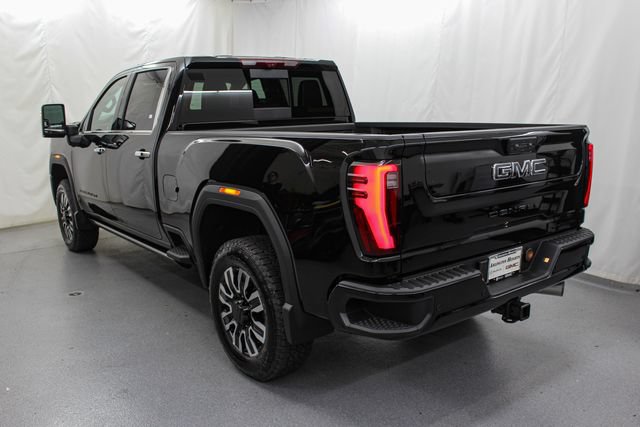 New 2026 GMC Sierra 2500 Denali Ultimate w/ LPO, Black Badging Package AWD/4WD image 8