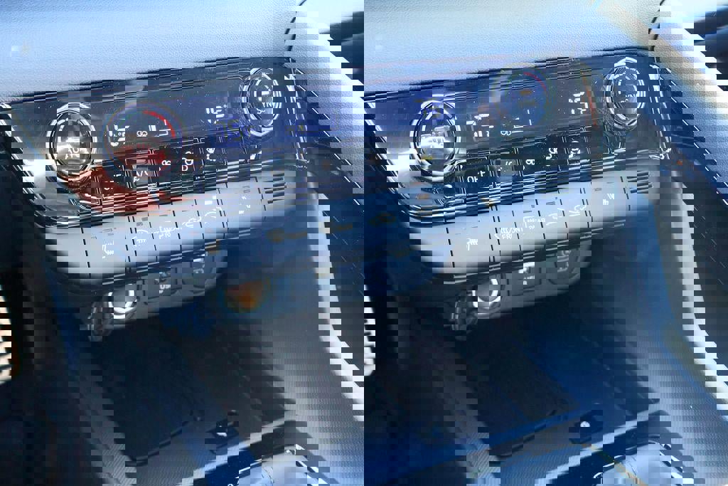 New 2026 Hyundai Elantra SEL Sport Premium image 19