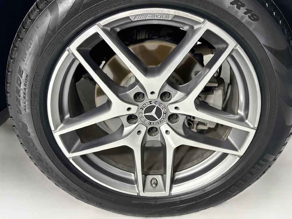 Used 2019 Mercedes-Benz GLC 300 image 31