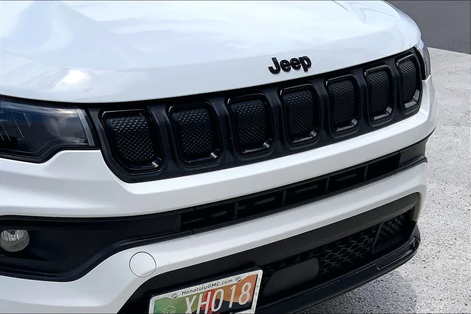 Used 2022 Jeep Compass Latitude FWD image 33
