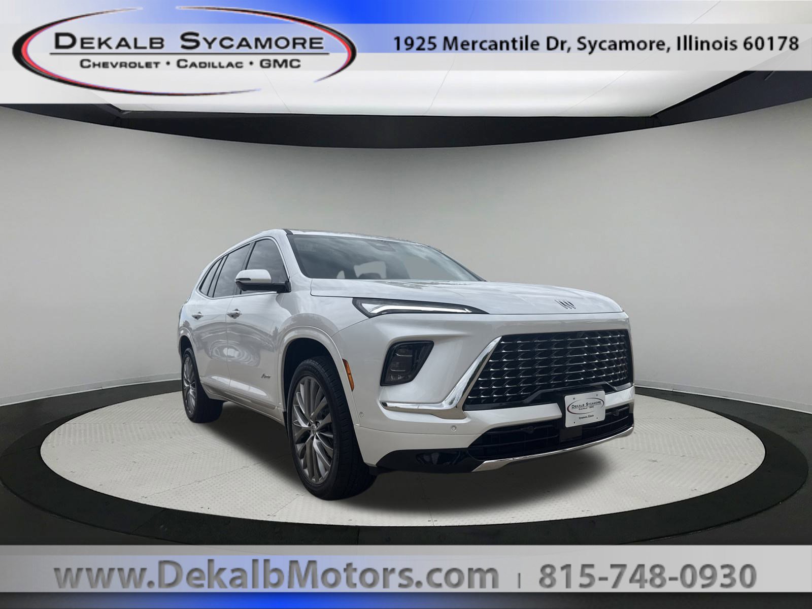 Used 2025 Buick Enclave Avenir w/ Super Cruise Package image 1