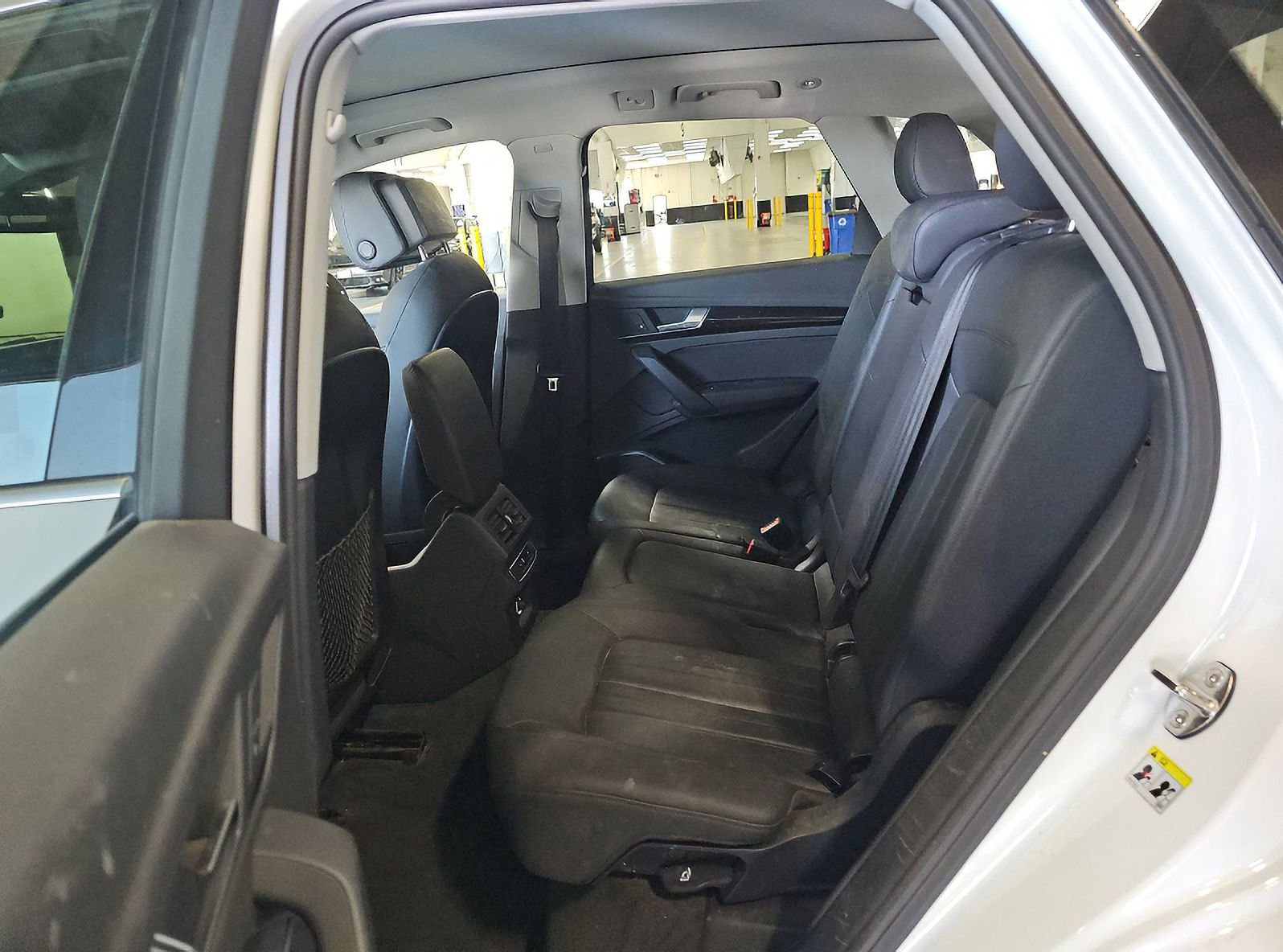 Used 2020 Audi Q5 e Premium w/ Convenience Package AWD/4WD image 8