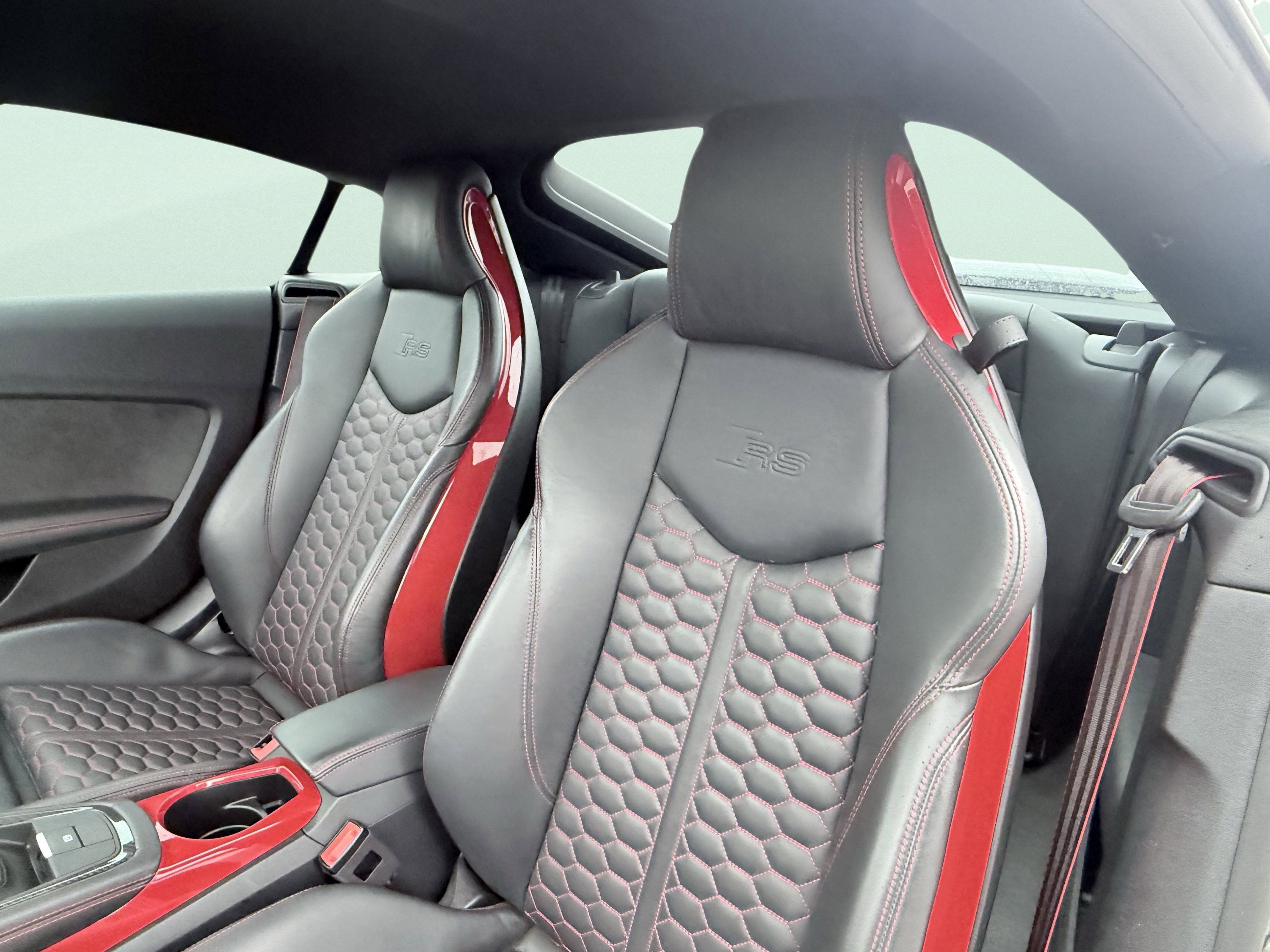 Used 2019 Audi TT RS 2.5T image 34