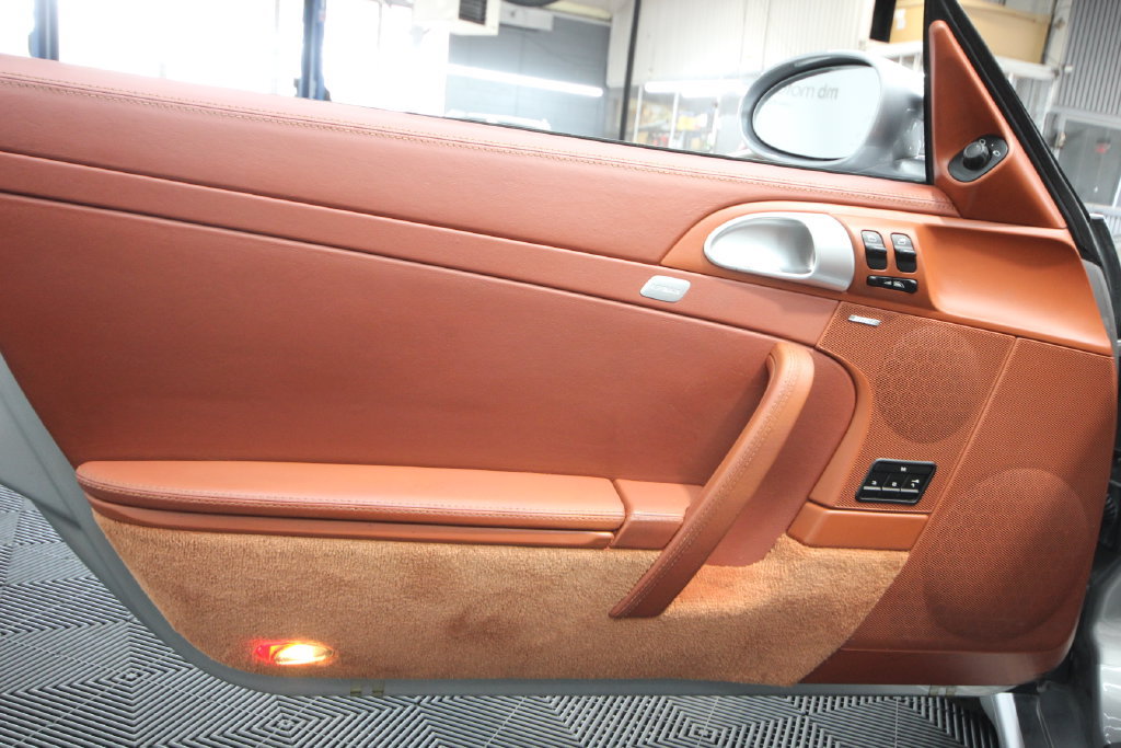 Used 2006 Porsche 911 Carrera S RWD image 11