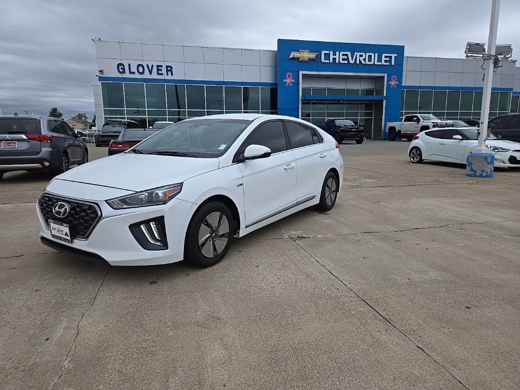 Used 2020 Hyundai Ioniq SE image 1