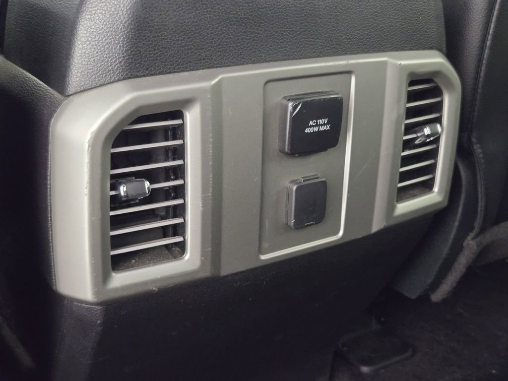 Used 2016 Ford F150 Lariat RWD image 32