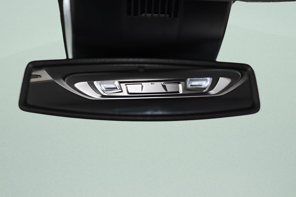 Used 2024 GMC Sierra 2500 SLT w/ SLT Convenience Package image 9