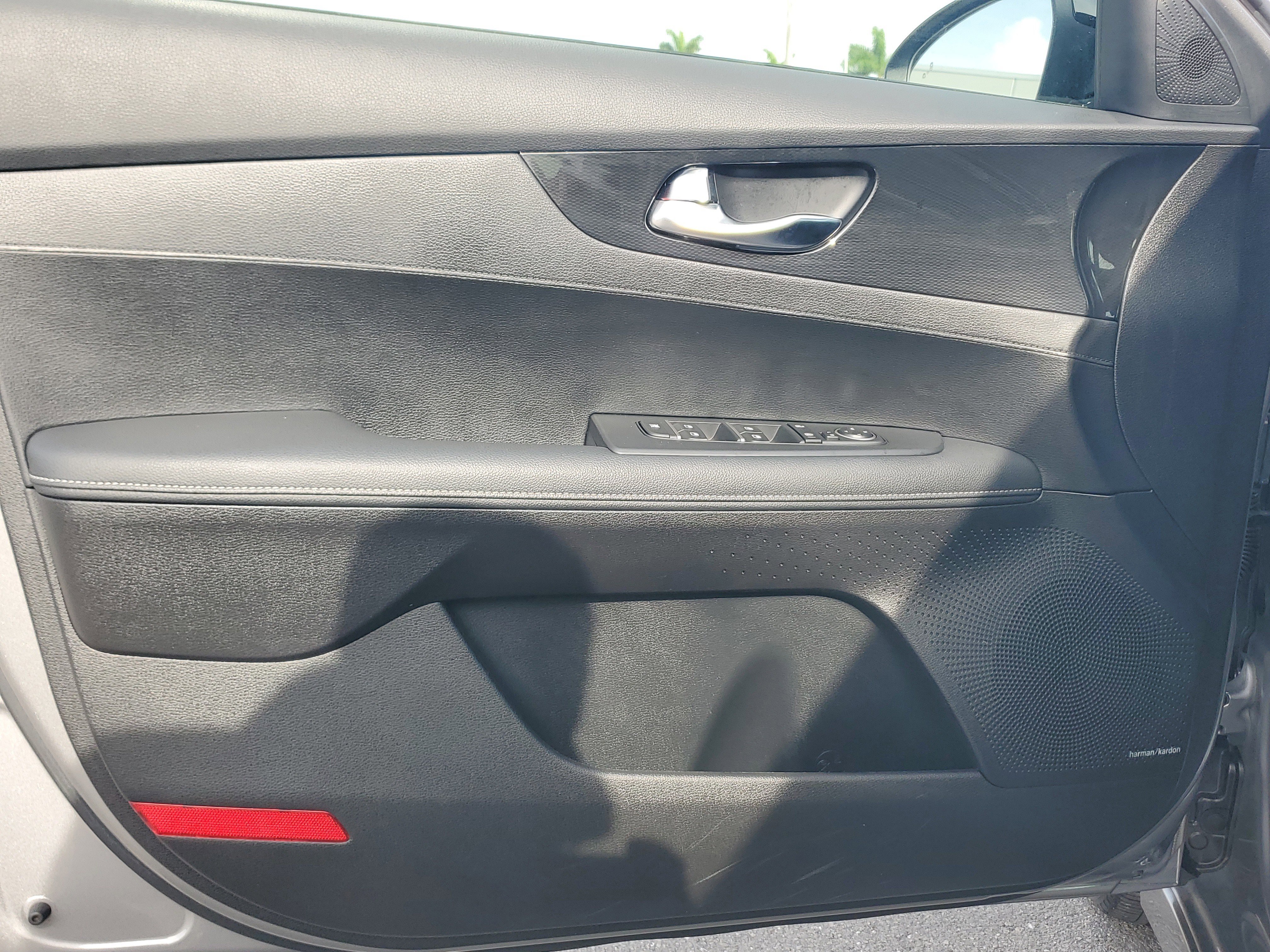 Used 2024 Kia Forte GT-Line w/ GT-Line Premium Package image 23