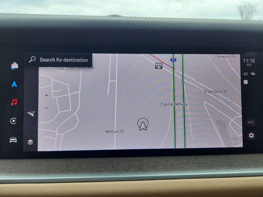 Used 2024 Porsche Cayenne Coupe image 22